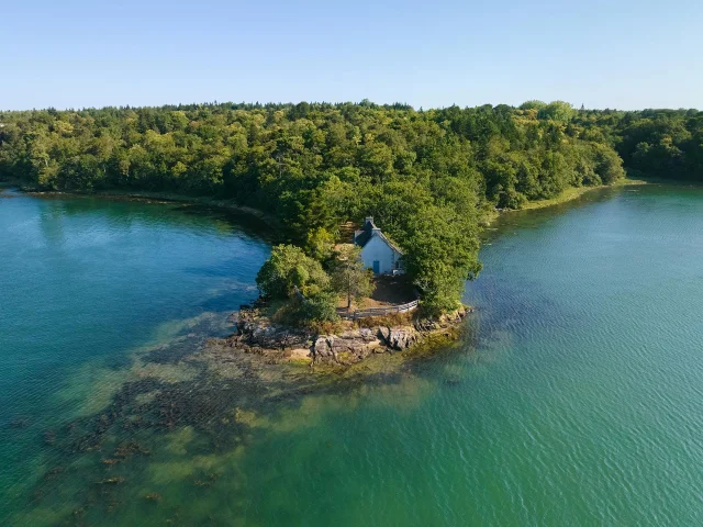 Beg Ar Vir Et La Maison Du Passeur A Clohars Fouesnant 1920x1536 1