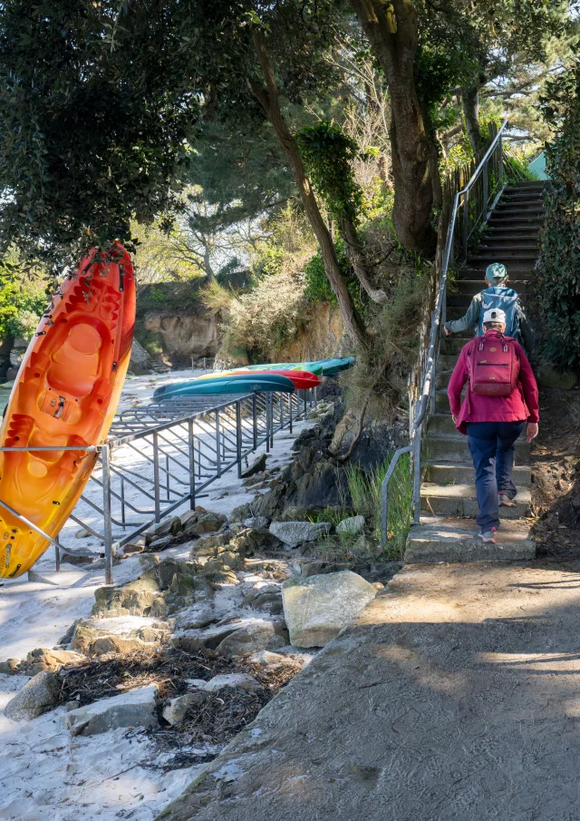 2025 0410 Bretagne Finistere Fouesnant Earth Dsc00354 Rle 1