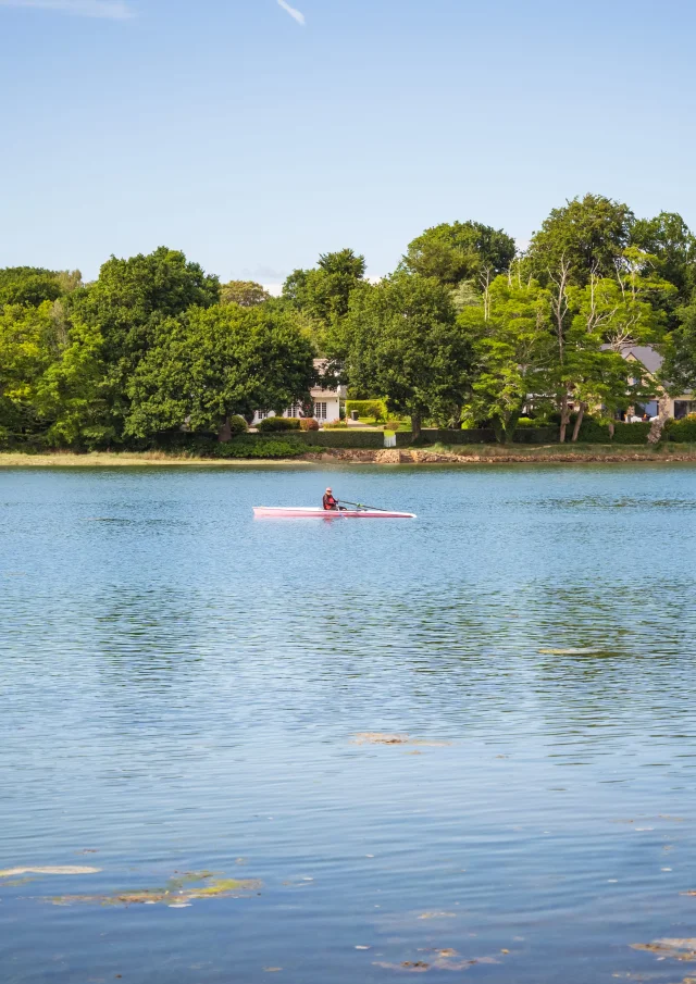 Anse De Penfoulicd.herbreteau 09264 Min