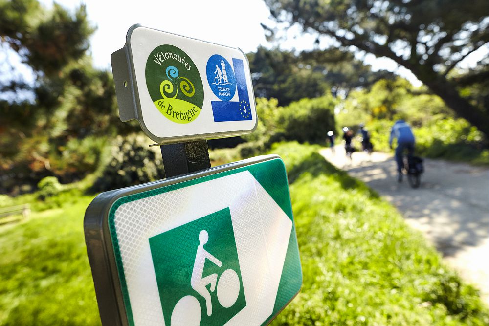 Marking cycle route