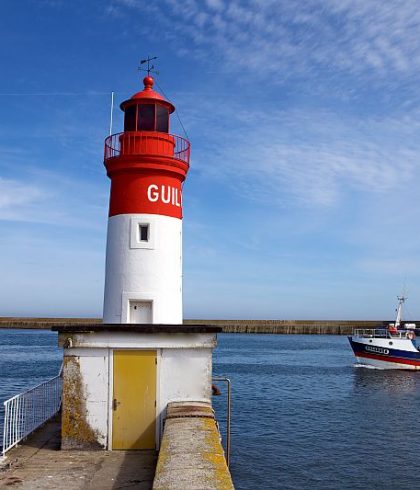 Discover the life of the fishing port of Guilvinec