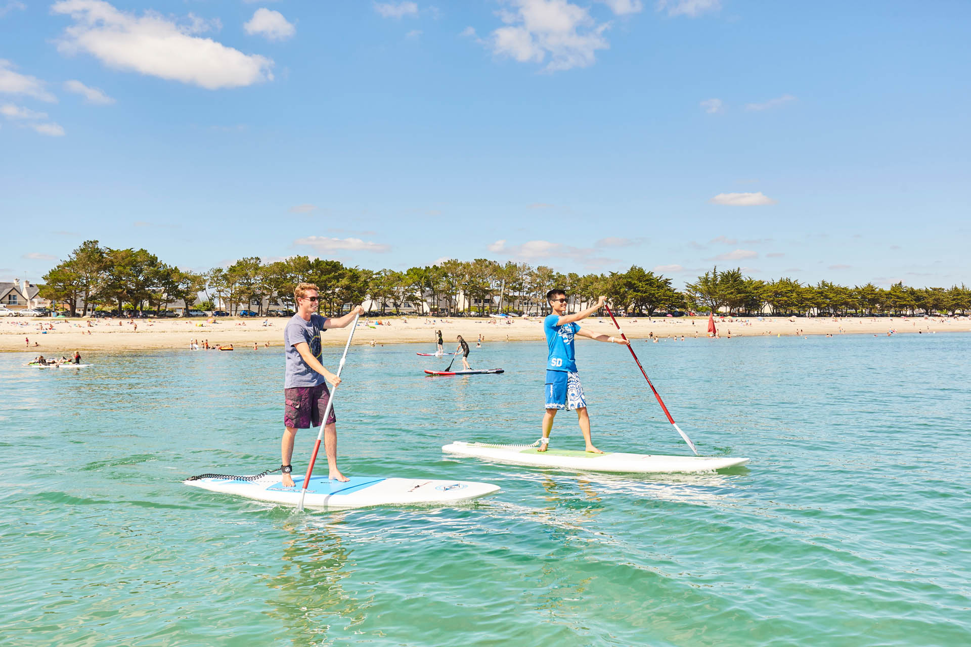 Sport nautique sur la plage du Cap-Coz