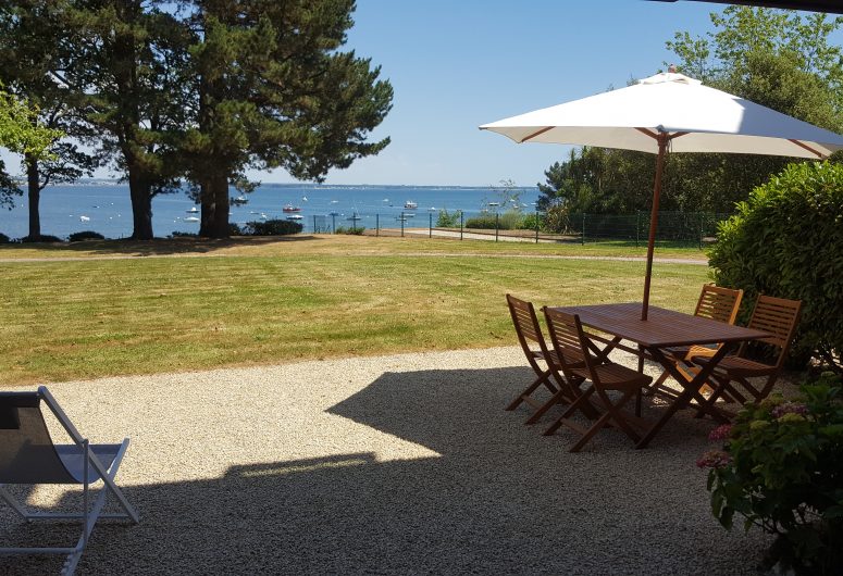 Terrasse mit Meerblick