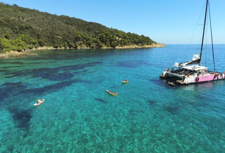 Caseneuve Maxi-catamaran