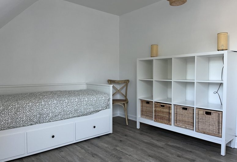 chambre 2 lit banquette double et lit 90 bis