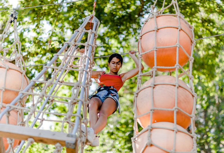 difficult-tree-climbing-course-experia-park-benodet-quimper