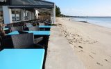 terras-restaurant-voeten-in-het-water-fouesnant